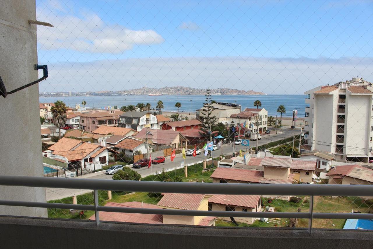 Marina Penuelas Amplio Departamento A Pasos De La Playa La Serena Bagian luar foto
